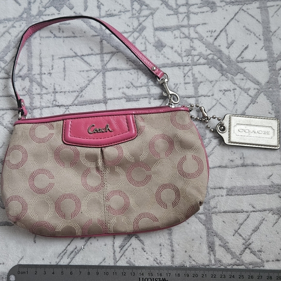 Coach Wristlet - Picture 2 of 9